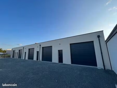 local /box de stockage de 50m2
