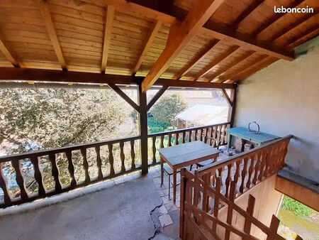 studio à louer à la trimouille 86