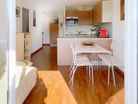 location meublée appartement 3 pièces 45.2 m² à dives-sur-mer (14160)  915 €