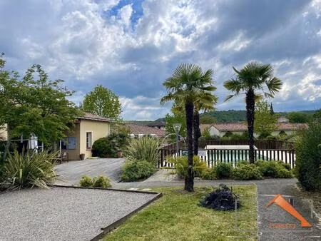 villa t3 de plain-pied avec terrasse résidence senioriale avec piscine à salies-du-salat