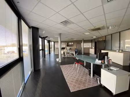 bureaux meublés à louer