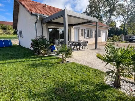 villa plain pied / 675m2 de terrain /parmilieu