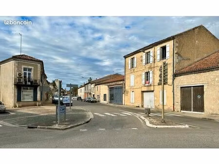 local depot; ou brocante; ou atelier..