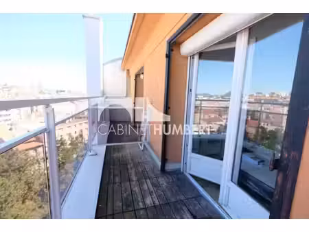 a saisir - petit logement semi equipe dans belle residence