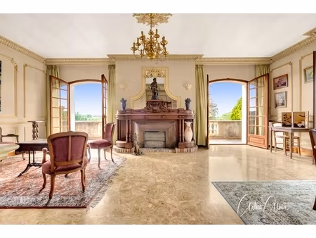 maison de caractère de 283 m² avec dépendances et fort potentiel sur plus de 9 000 m² de t