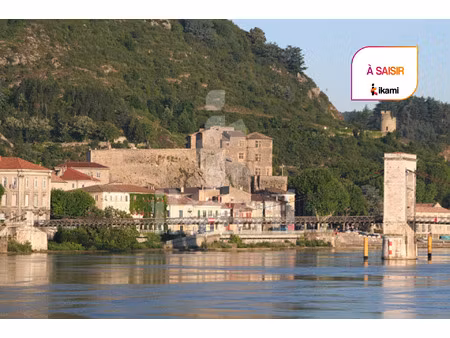 restaurant 70 m2 - quai de tournon - license iii