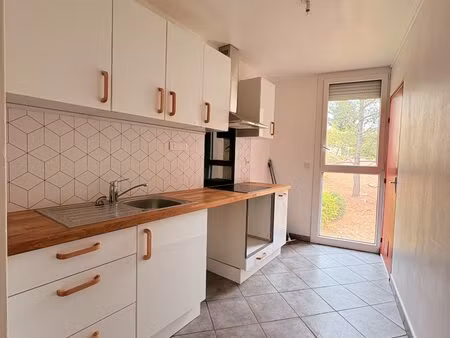 a louer appartement 3 pieces traversant le petit defend