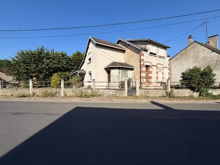vente maison 6 pièces 122 m² à cosne-cours-sur-loire (58200)  69 000 €