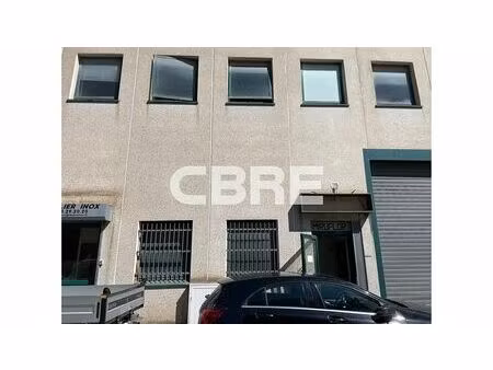 location local d'activités carros 180 m²