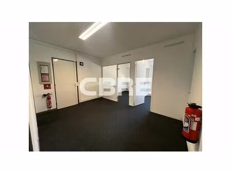 location bureau st laurent du var 100 m²