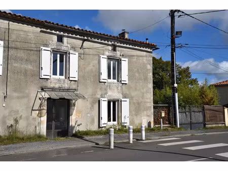 vente maison 3 pièces 83 m² à brie (16590)  83 000 €