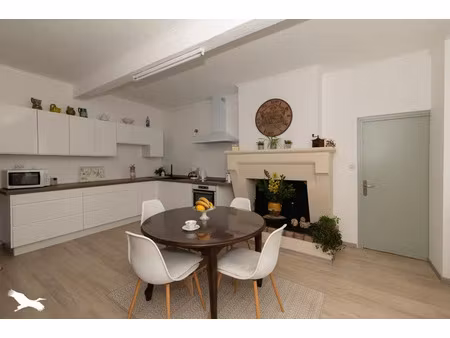 vente maison 5 pièces 106 m² à saint-estephe (33180)  183 140 €