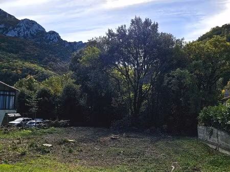 terrain constructible à puilaurens  france