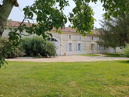 achat maison 5 pièces 298m² messac 17130
