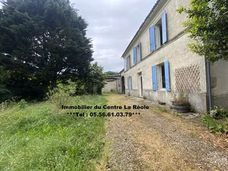 sur 1 64 hectare  maison girondine 155 m2 avec dépendance