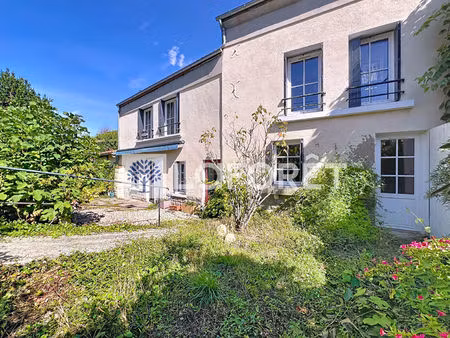 maison t6 près de st jean de thouars à vendre