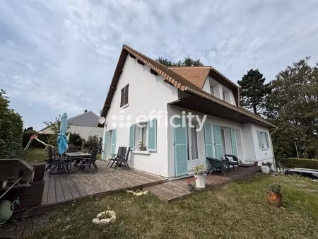 maison 8 pièces - 157 m²