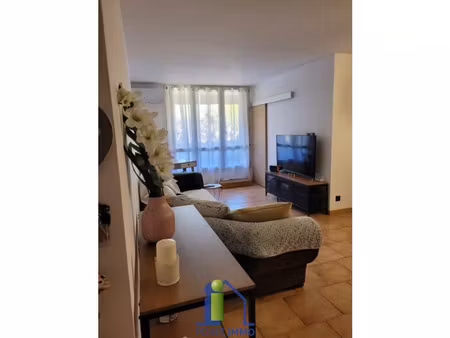 vente appartement 4 pièces 73m2 plan-de-cuques 13380 - 290000 € - surface privée