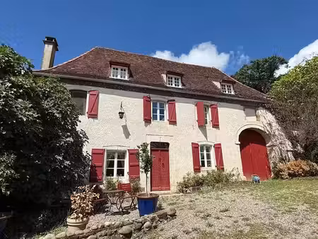 vente maison 8 pièces 218 m² à gestas (64190)  395 000 €