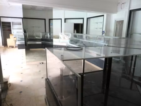 local professionnel à vendre sannois 5 pièce(s) 186m2 210 000€