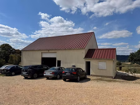 à vendre  local professionnel avec mezzanine et bureau  marcilly-lès-buxy (71)  proche rce