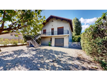 maison à domène (38420)  prix 325 000 €.