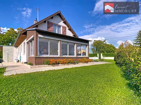 à vendre : charmante maison familiale à simandre  proche tournus et cuisery