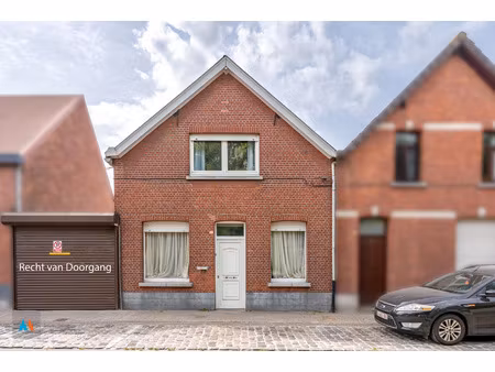 huis te koop in loenhout met 2 slaapkamers