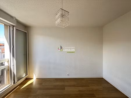 location appartement 1 pièce 24 m² à clermont-ferrand (63000)
