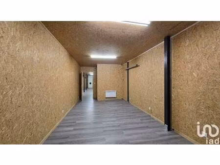 location surface diverse 122 m²