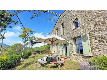 maison de luxe à vendre à saint-laurent-de-cerdans