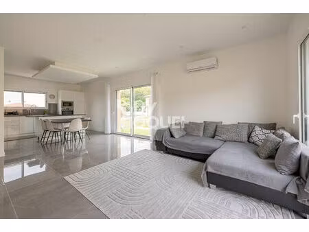 pessat-villeneuve - plain-pied t4 de 115 m2