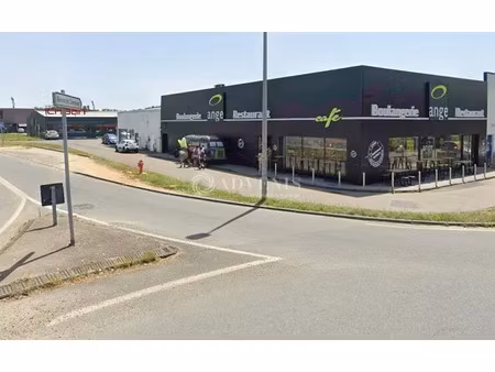 local commercial a louer