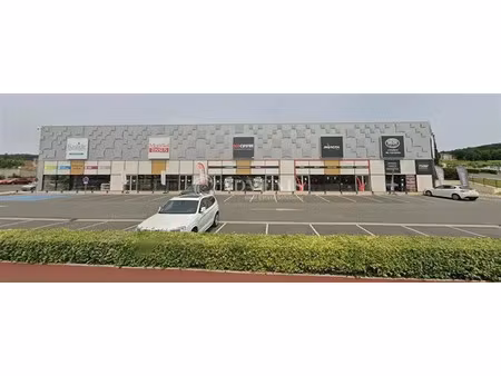 local commercial a louer