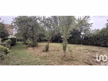 vente terrain 2600 m² à les aix-d'angillon (18220)  35 000 €