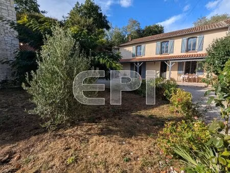 vente maison 6 pièces 120 m² chalais (86200)