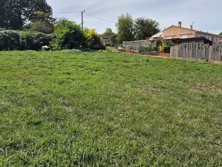 vente terrain 1386 m² à garat (16410)  73 000 €