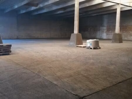 location bâtiment de stockage