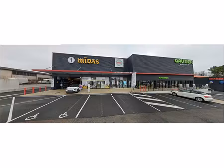 local commercial a louer