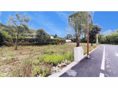 vente terrain 579 m² à colombières-sur-orb (34390)  92 000 €