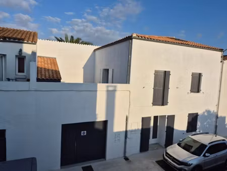 vente immeuble 4 pièces 90 m² à le château-d'oléron (17480)  283 800 €