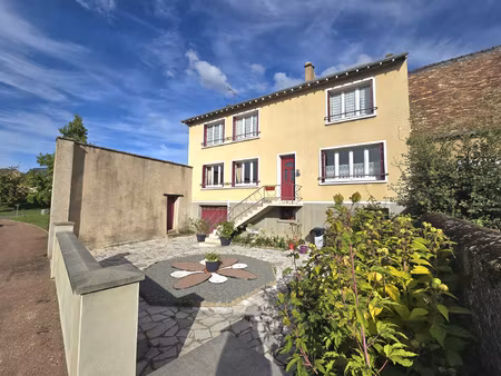 maison 4 chambres avec sous-sol  hangar et jardin