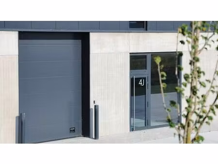 unit 10 – bedrijfsverzamelgebouw den tuft