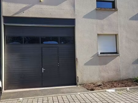 local commercial à louer