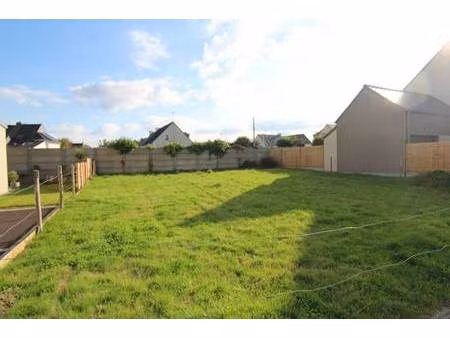 terrain constructible viabilisé à vendre