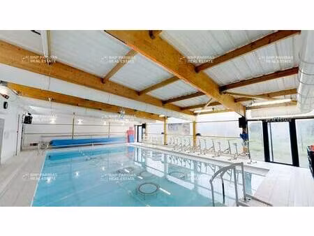 local d'activités à vendre