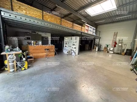 local d'activités à vendre