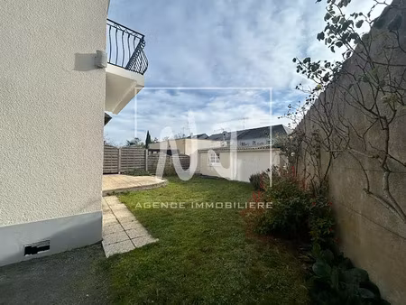 location maison 5 pièces 93.38 m² à angers (49000)  1 190 €