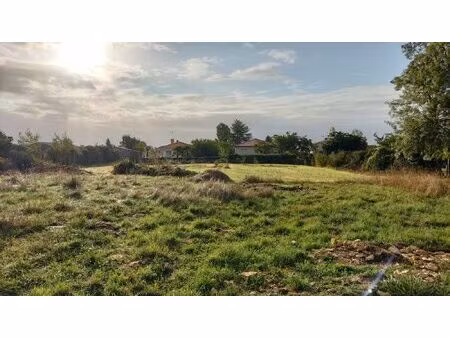 terrain constructible 1450m²