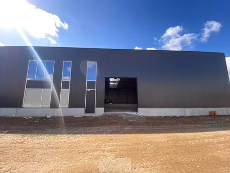 nouvelle unité pme de 932 m² à louer